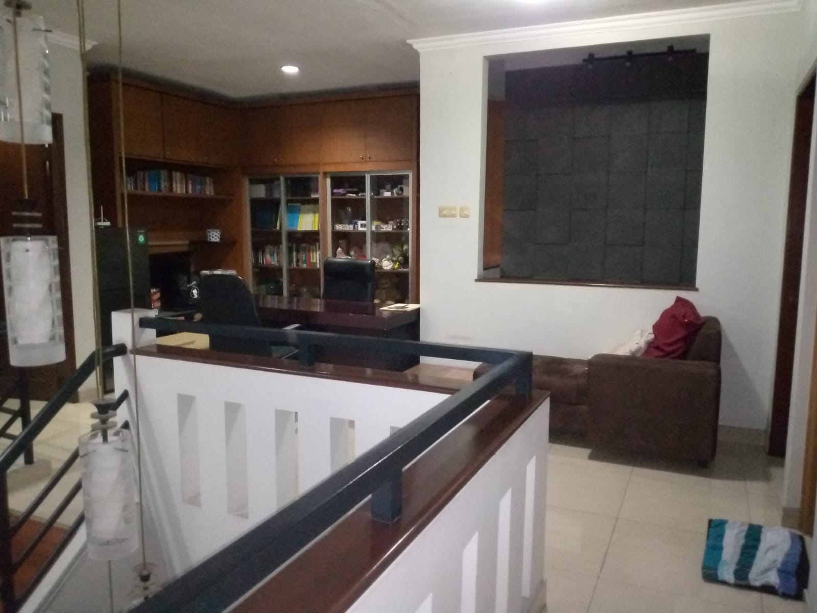 Rumah Disewakan Fully Furnished di Cluster Meadow Green Lippo Cikarang